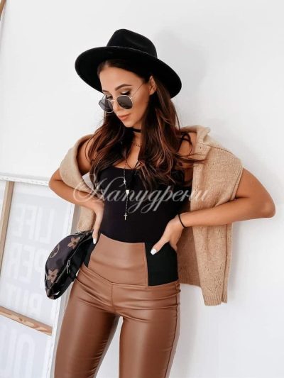 Изчистен кожен клин в кафяво - код 1781