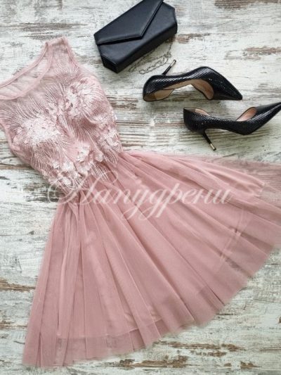 Кукленска рокля Magic в цвят пудра