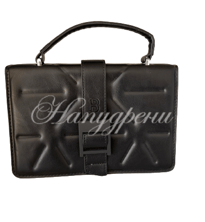 Кокетна чанта в черен цвят