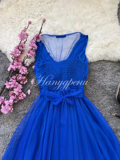 Елегантна рокля с нежни цветя в син цвят - код 2684