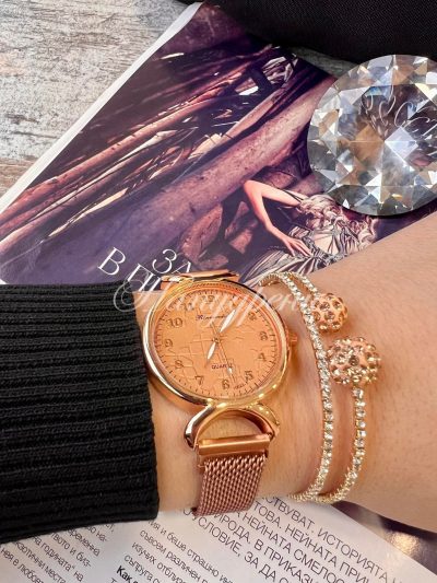 Дамски часовник с ефектен циферблат – код 4243