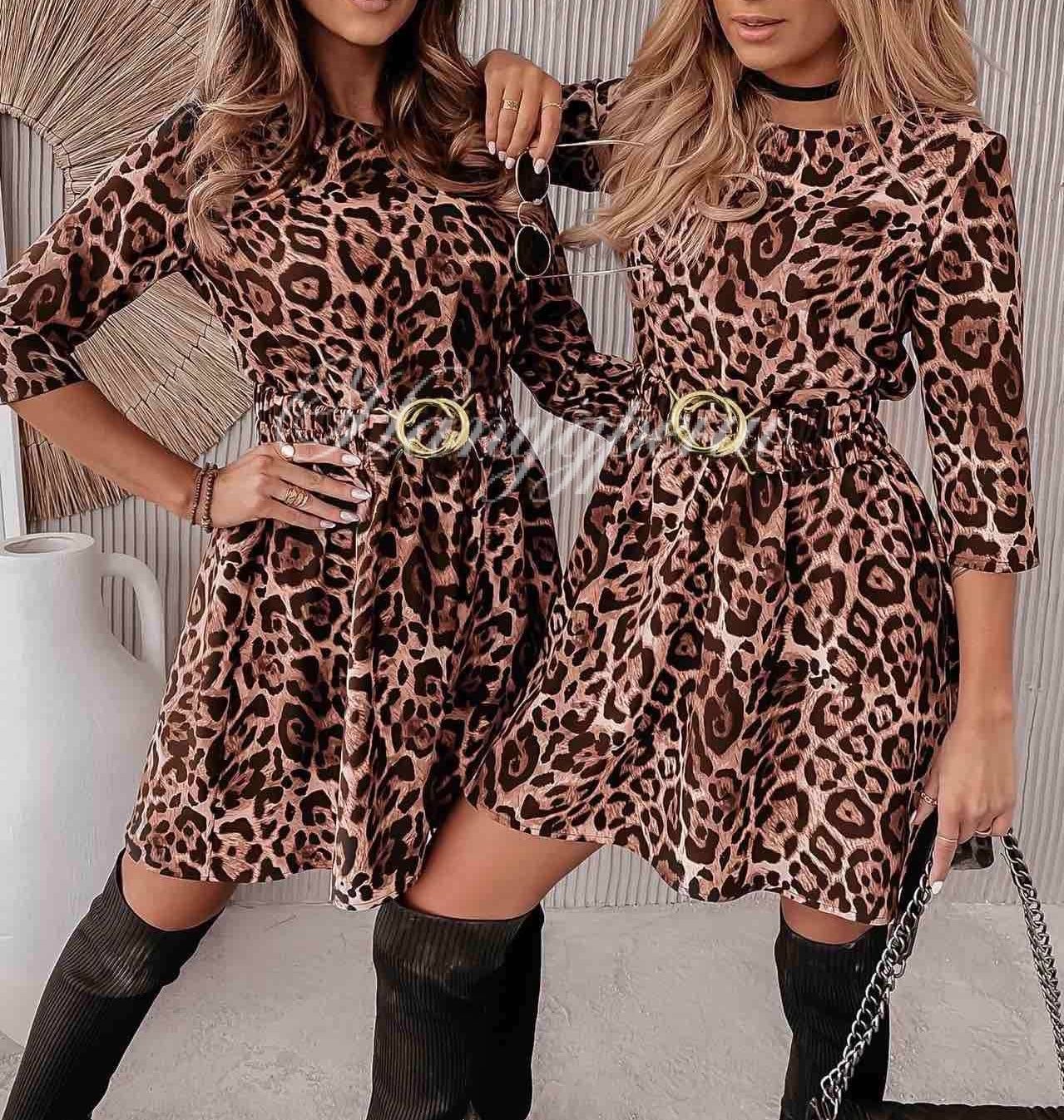 Кокетна рокля с животински принт Кокетна рокля с животински принт