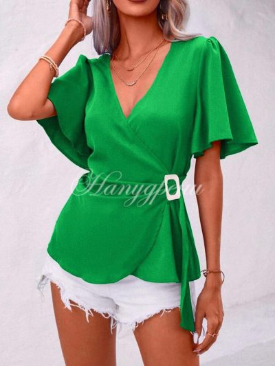 Дамска блуза с ефектен дизайн