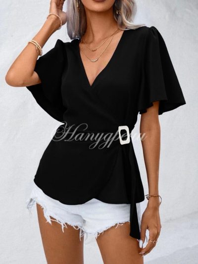 Дамска блуза с ефектен дизайн