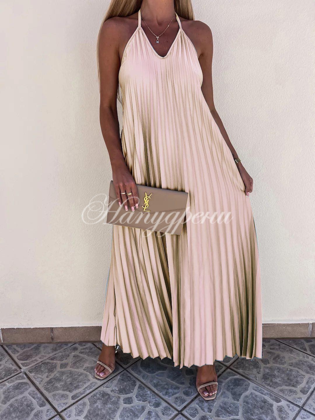 Дълга плисирана рокля "Berry" в бежов цвят - код 5216 Дълга плисирана рокля "Berry" в бежов цвят - код 5216