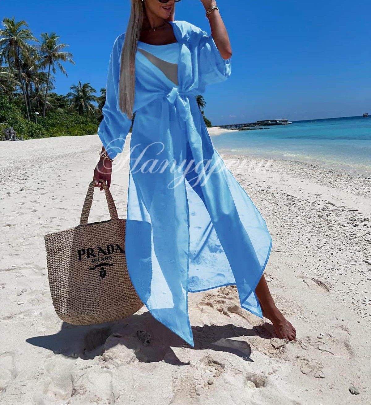 Нежно парео в светлосин цвят Нежно парео в светлосин цвят