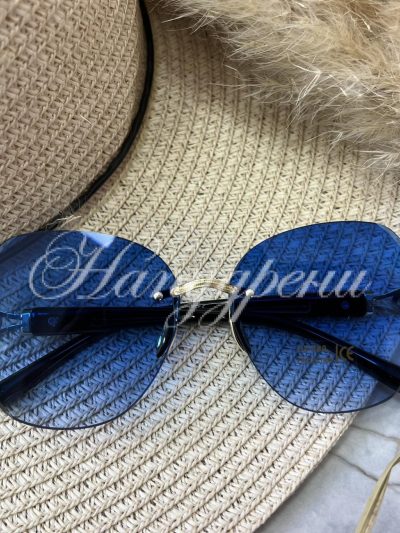 Дамски очила с ефектни рамки