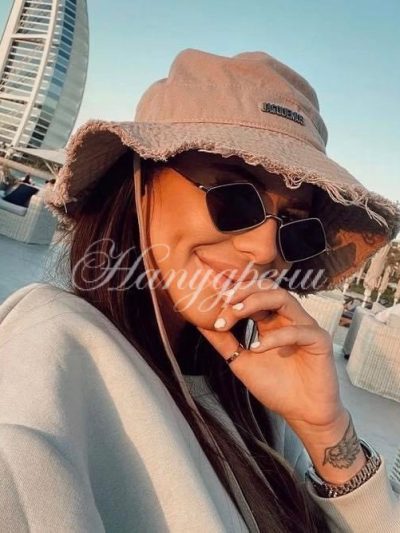 Ефектни очила със сребърна рамка – код 5457