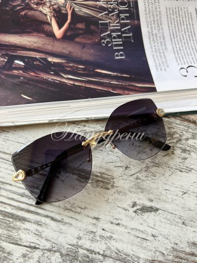 Дамски очила с ефектни черни стъкла - код 5626