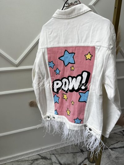 Бяло дънково яке с ефектна апликация и пера - код 5722