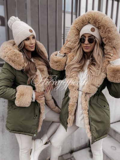 Зелена парка с бежов пух и качулка - код 5878