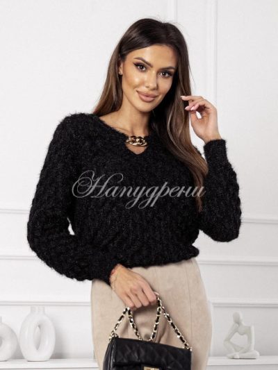 Дамска блуза с ефектно деколте в черен цвят - код 6220