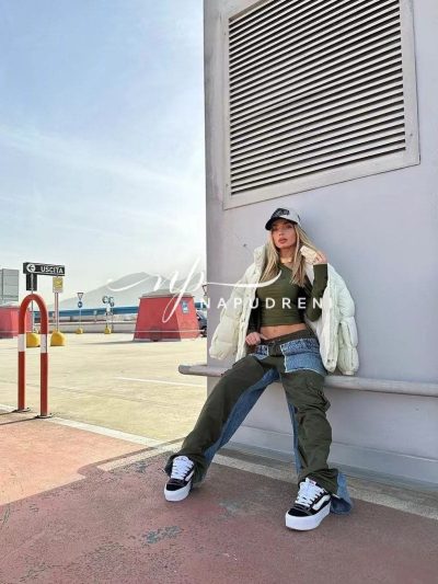 Дамски зелен панталон с ефектна кройка - код 6452