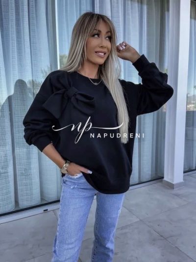 Дамска блуза "Tofu" в черен цвят - код 6640