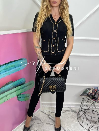 Дамска блузка с къс ръкав и златисти елементи в черен цвят - код 6736