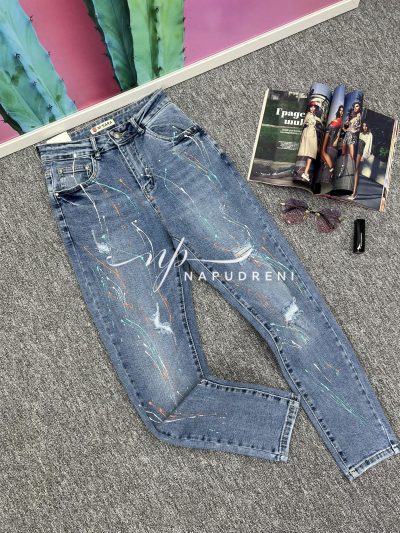 Дамски дънки с цветни пръски - код 6782