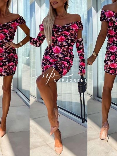 Кокетна рокля с допълнителни ръкави в черен цвят - 6934