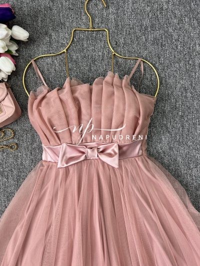 Кокетна дамска рокля с тюл в цвят пудра  - код 7029