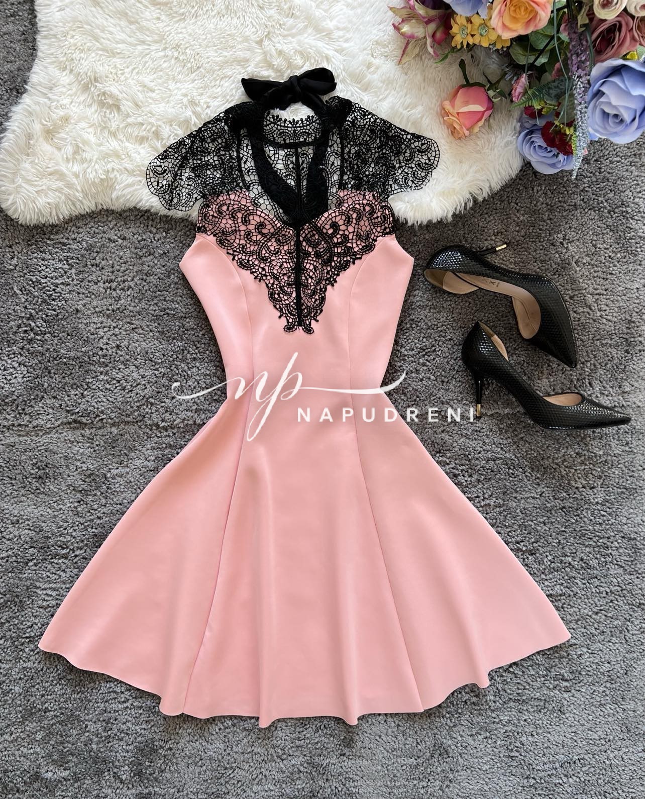 Дамска рокля "Sweety" с дантела в розов цвят