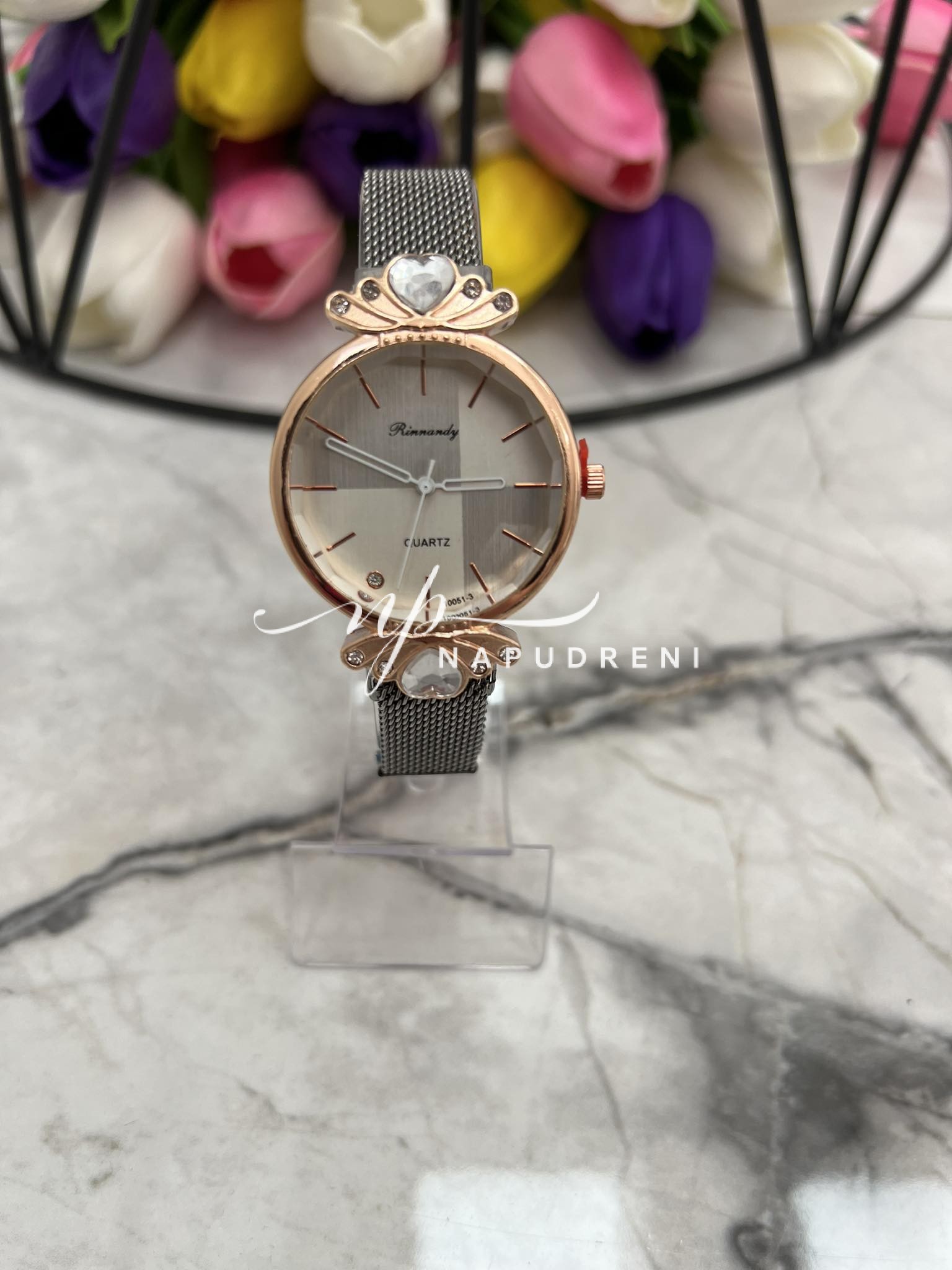 Дамски часовник с камъче сърце в сив цвят – код 7407