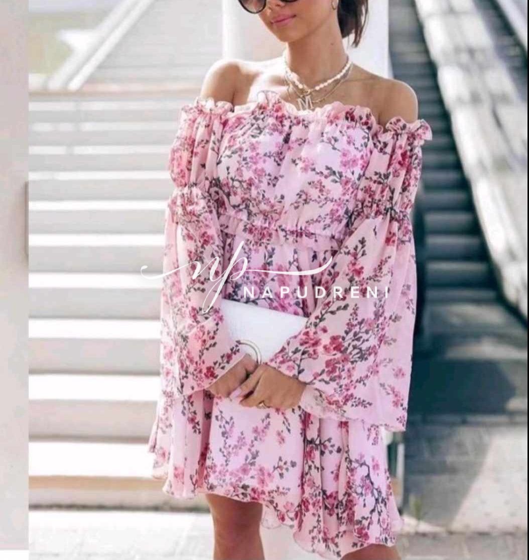 Нежна рокля "Dreamy" в розов десен