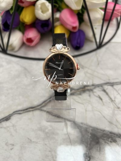 Дамски часовник с камъче сърце в черен цвят – код 7406