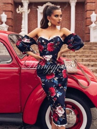 Нежна рокля Roses в тъмносиньо - код P251