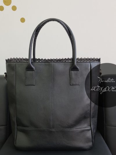 Черна чанта с нежна дантела - код 1011